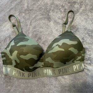 Pink Victoria’s Secret size 38c bra